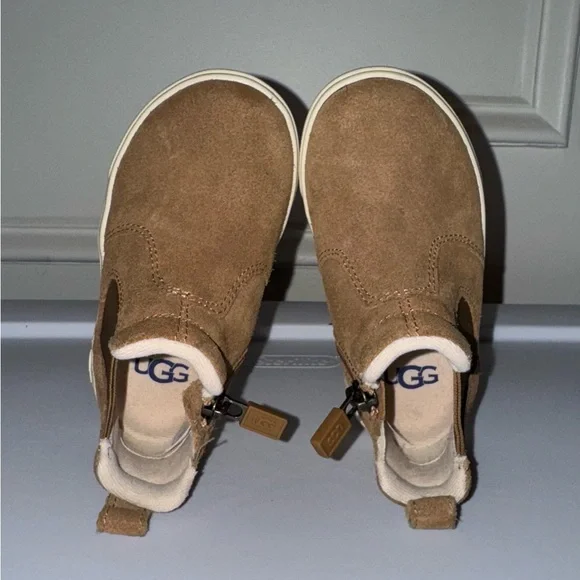 UGG Hamden II Toddler Suede Boot - Picture 5 of 8